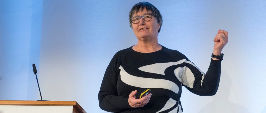 Kathrin Altwegg am Alpensymposium 2018 – Sunrise ist Presenting Partner des Events.
