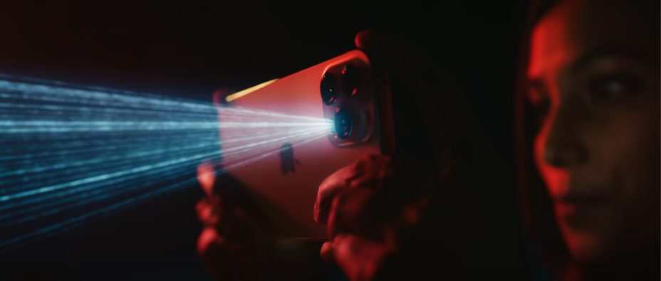 Les SuperPods de Plume (avec leurs connexions LAN situées dessous) assurent un Wi-Fi constant.